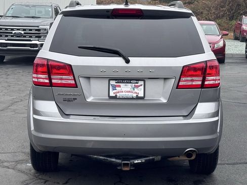 Used 2017 Dodge Journey SE image 17
