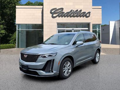 New 2025 Cadillac XT6 Luxury