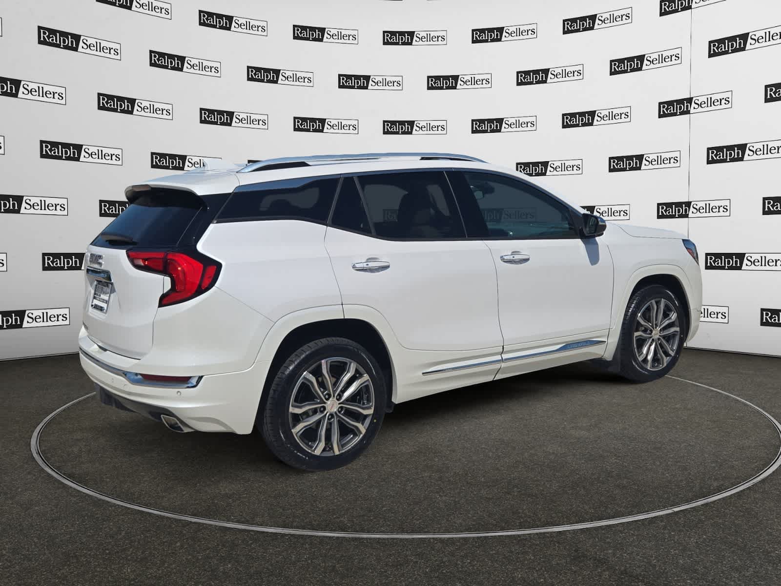 Used 2020 GMC Terrain Denali FWD image 6