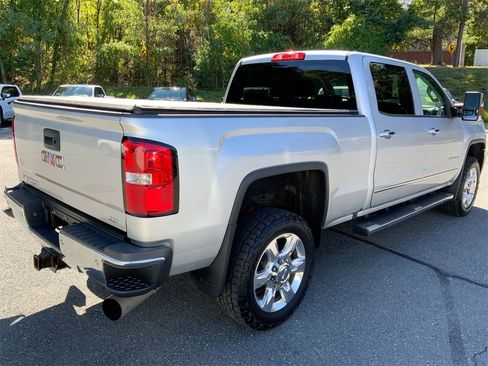 Certified 2019 GMC Sierra 2500 SLT w/ Duramax Plus Package image 36