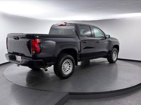 Used 2023 Chevrolet Colorado W/T RWD image 8