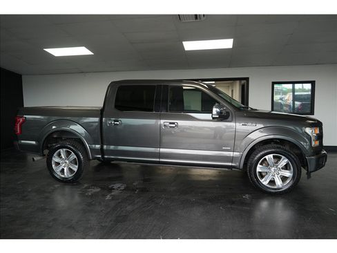 Used 2015 Ford F150 Platinum w/ Equipment Group 701A Luxury RWD image 8