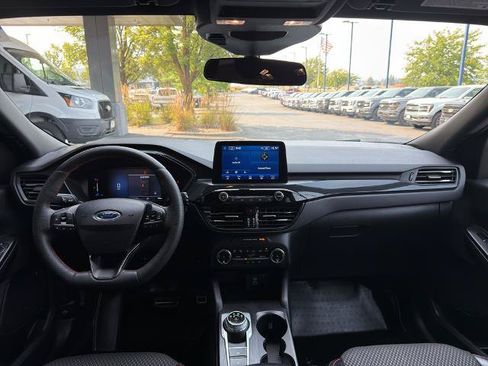 Certified 2023 Ford Escape ST-Line AWD/4WD image 30