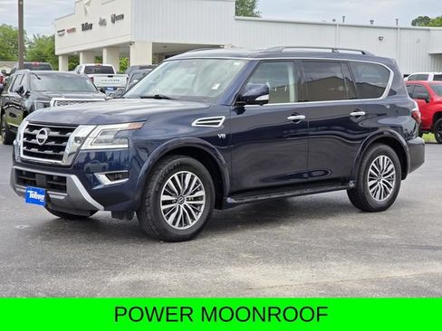 Used 2022 Nissan Armada SL w/ Captain's Chairs Package AWD/4WD image 4