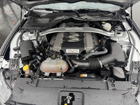 Used 2017 Ford Mustang GT w/ GT Performance Package image 16