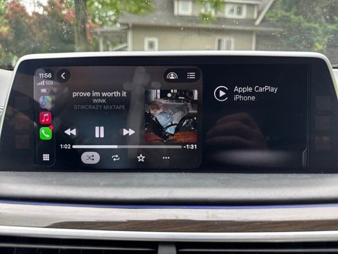 Used 2018 BMW 750i xDrive AWD/4WD image 23