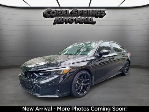 Used 2025 Honda Civic Sport image 2
