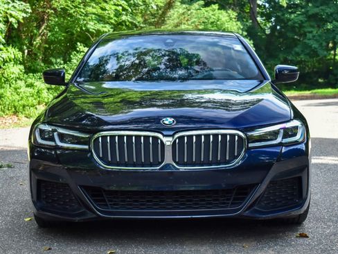 Used 2021 BMW 530i w/ M Sport Package RWD image 12