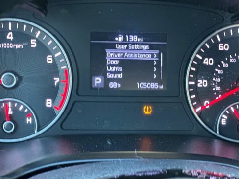 Used 2020 Kia Optima EX FWD image 29