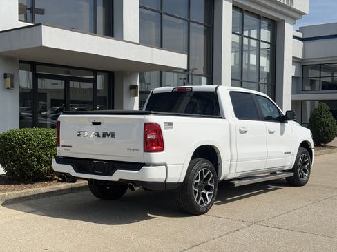Used 2025 RAM 1500 Laramie w/ Sport Appearance Package AWD/4WD image 4