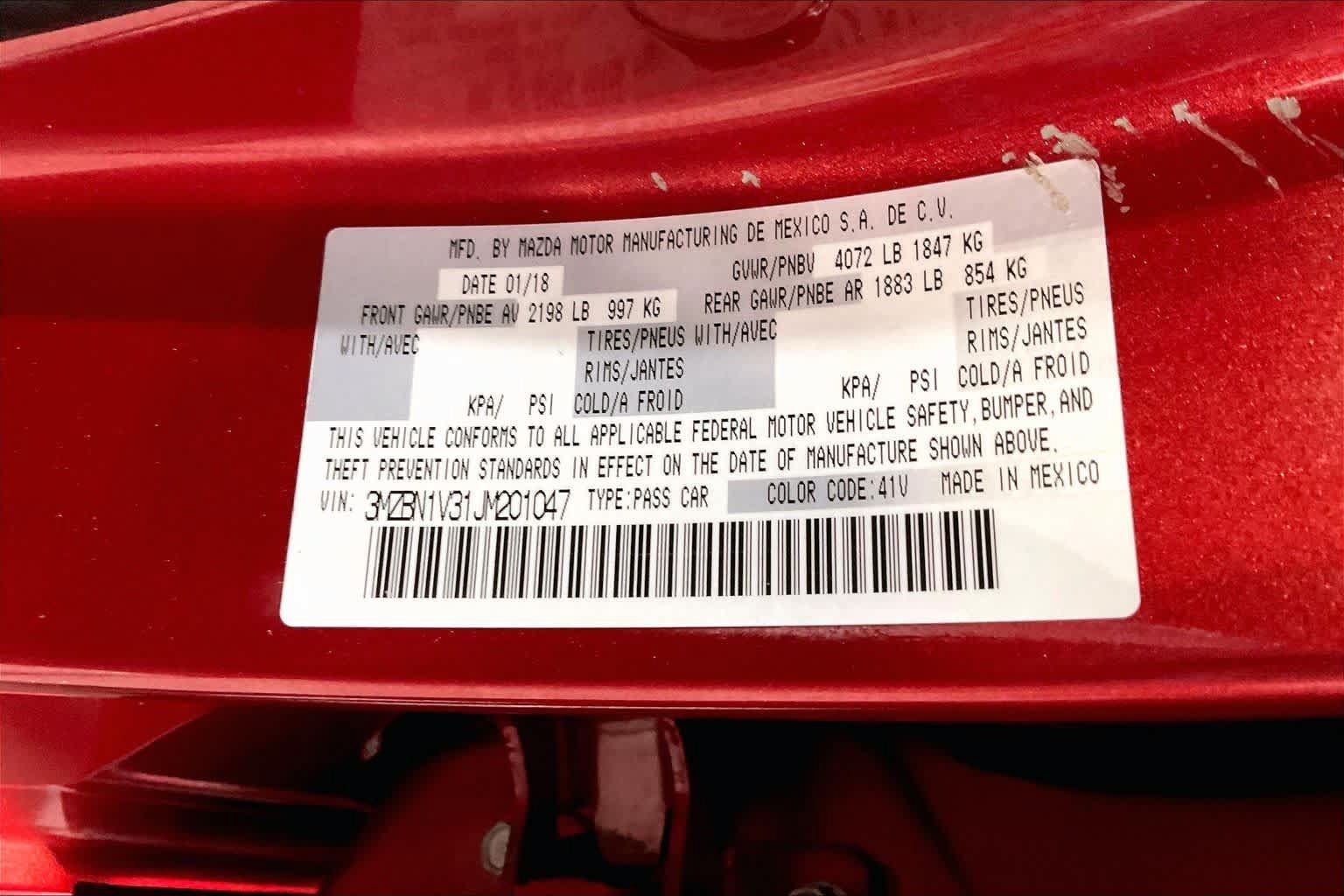 Used 2018 MAZDA MAZDA3 Touring FWD image 36