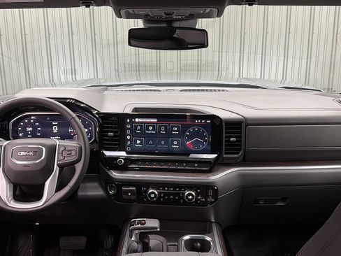 Used 2026 GMC Sierra 1500 SLT w/ SLT Premium Plus Package AWD/4WD image 36