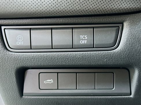 Used 2025 MAZDA CX-50 AWD 2.5 S w/ Premium Package image 17