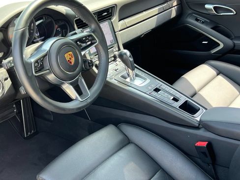 Certified 2019 Porsche 911 Carrera 4S AWD/4WD image 4