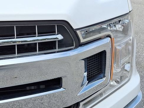 Used 2020 Ford F150 XLT w/ Equipment Group 302A Luxury AWD/4WD image 12