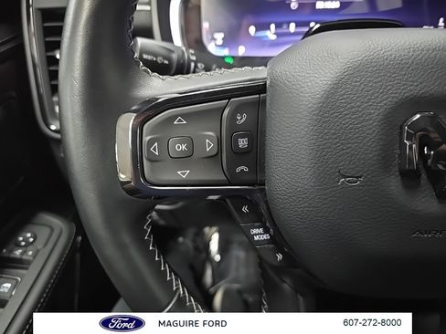 Used 2025 RAM 1500 Limited AWD/4WD image 24