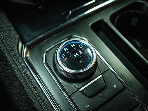 Used 2024 Ford Expedition XLT image 20