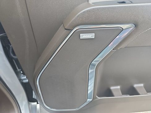 Used 2023 Chevrolet Silverado 1500 LT Trail Boss w/ LT Trail Boss Premium Package AWD/4WD image 24