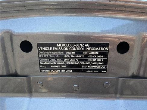 Used 2022 Mercedes-Benz GLB 250 4MATIC image 19