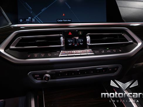 Used 2021 BMW X6 xDrive40i w/ Premium Package image 32