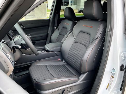 New 2026 Nissan Pathfinder Rock Creek AWD/4WD image 9