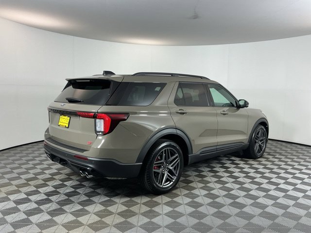 Used 2026 Ford Explorer ST w/ Sun And Sound Package AWD/4WD image 5
