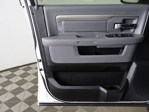 Used 2019 RAM 1500 Classic Warlock image 16