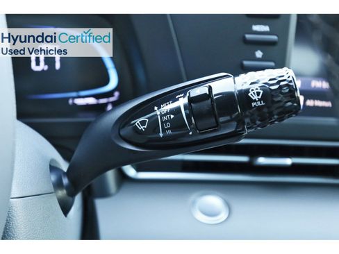 Certified 2025 Hyundai Elantra Sport image 21