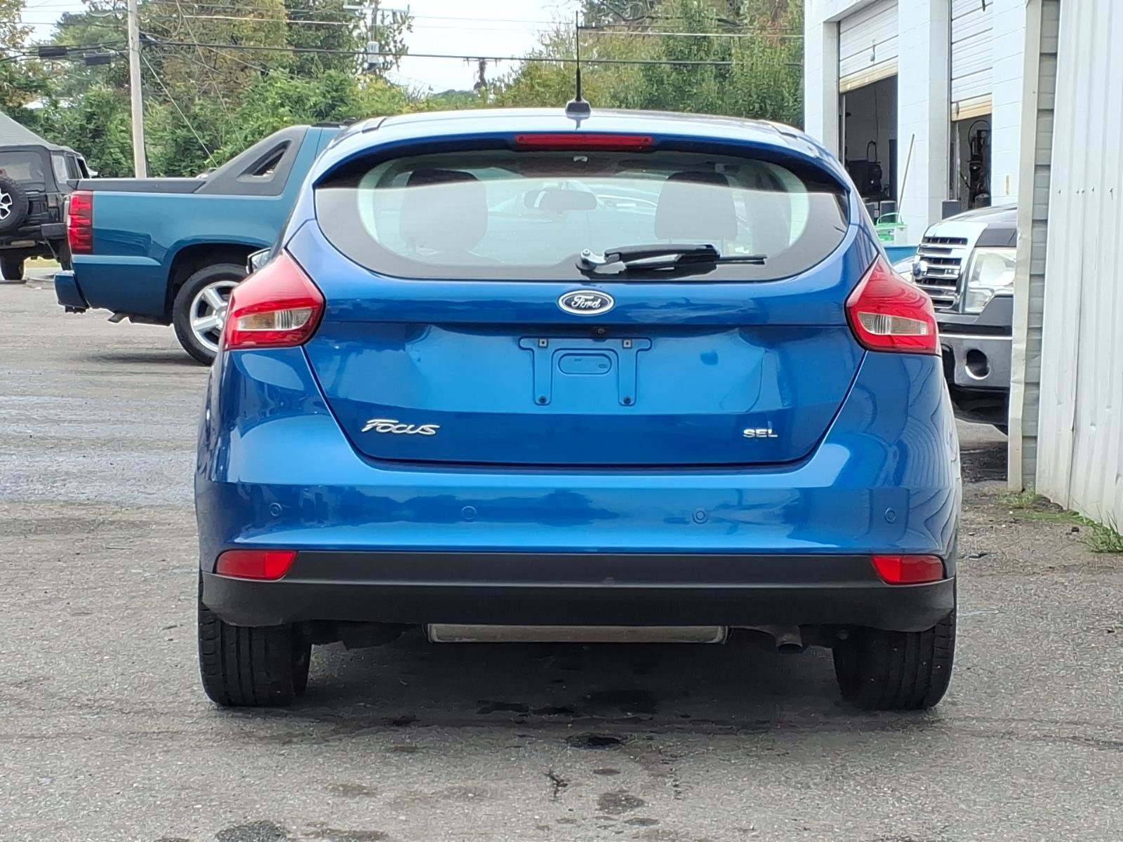 Used 2018 Ford Focus SEL FWD image 4