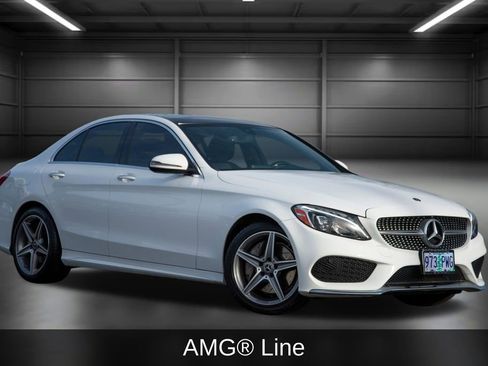 Used 2018 Mercedes-Benz C 300 4MATIC Sedan image 3