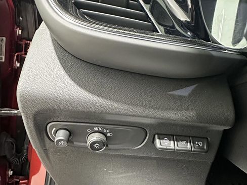 Used 2023 Buick Envision Essence w/ Technology Package I AWD/4WD image 17