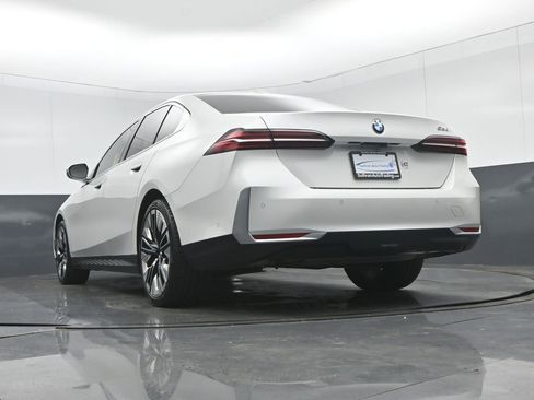 Used 2026 BMW 530i RWD image 63