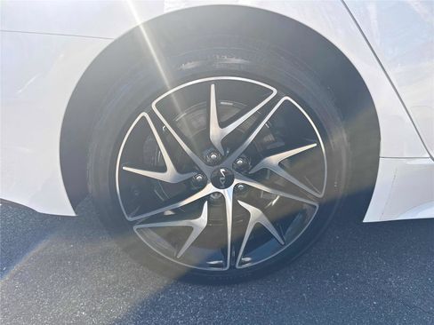 Used 2023 Kia Stinger GT-Line image 28