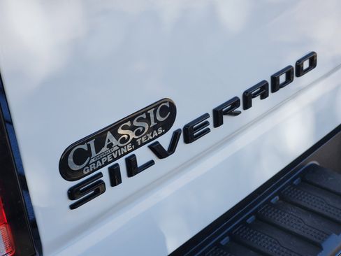 New 2026 Chevrolet Silverado 2500 LTZ w/ Trail Boss Package image 9