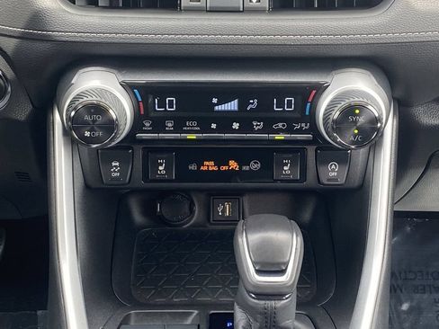 Certified 2023 Toyota RAV4 XLE Premium AWD/4WD image 30