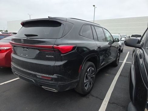 Used 2025 Buick Enclave Sport Touring FWD image 3