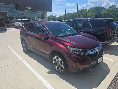 Used 2018 Honda CR-V EX image 3