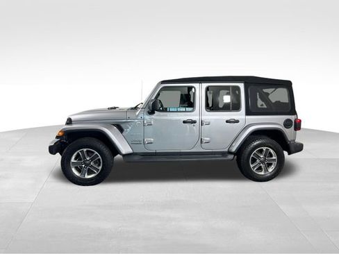 Used 2021 Jeep Wrangler Unlimited Sahara w/ LED Lighting Group image 3