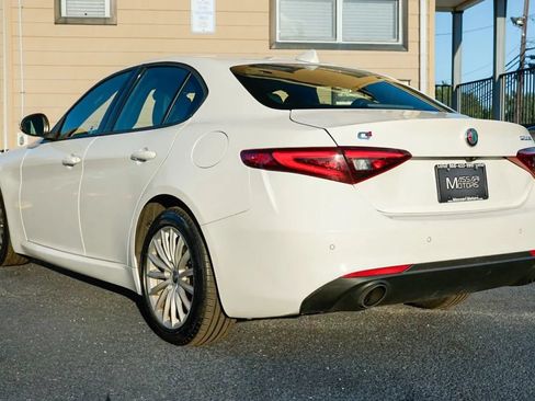 Used 2022 Alfa Romeo Giulia Sprint AWD/4WD image 7