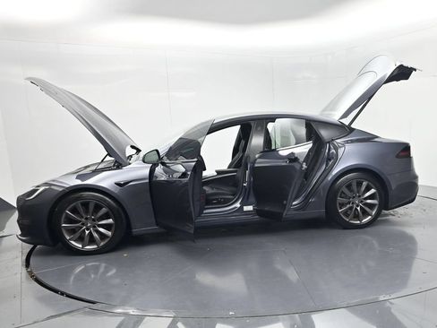 Used 2022 Tesla Model S Plaid AWD/4WD image 59