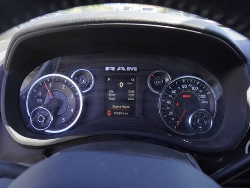 Certified 2024 RAM 2500 Big Horn w/ Off Road Package AWD/4WD image 14