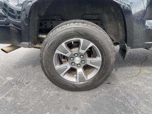 Used 2017 Chevrolet Colorado Z71 image 9