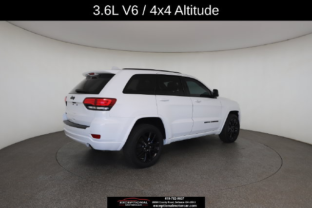 Used 2020 Jeep Grand Cherokee Altitude AWD/4WD image 19