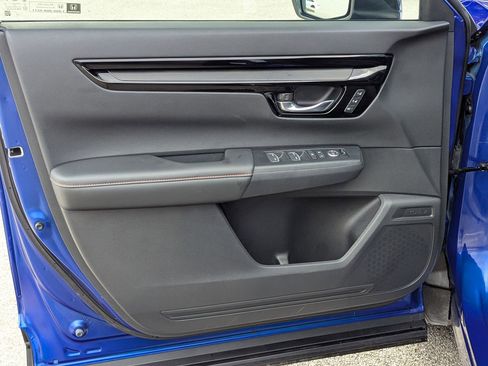 Used 2025 Honda CR-V Sport Touring image 11