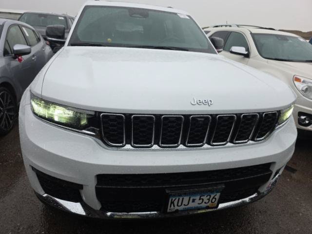 Used 2023 Jeep Grand Cherokee L Limited w/ Luxury Tech Group II AWD/4WD image 14