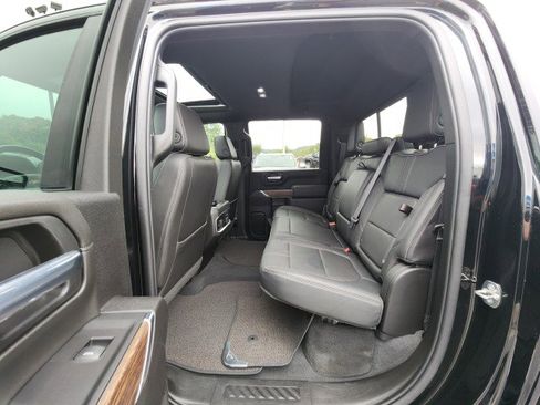 Used 2022 Chevrolet Silverado 2500 High Country w/ LPO, Hitch Package image 23