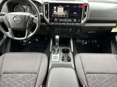 New 2026 Nissan Frontier SV image 3