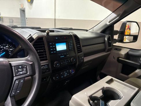Used 2019 Ford F250 XL w/ STX Appearance Package image 18