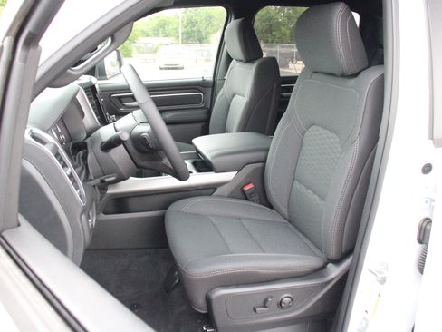 New 2026 RAM 1500 Big Horn AWD/4WD image 5