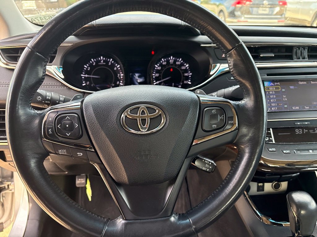 Used 2014 Toyota Avalon XLE Touring FWD image 14